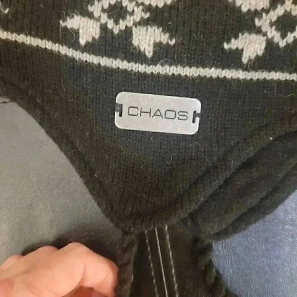 Chaos Adult Unisex Black White Chullo Beanie - Picture 3 of 6